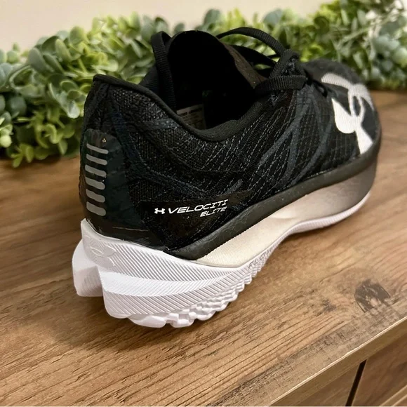 UA Velociti Elite 2 - Picture 4 of 16